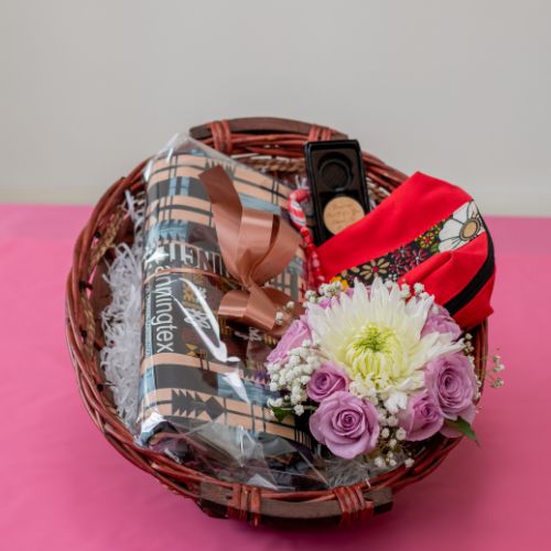 Upendo wa mama basket (Mother's love);