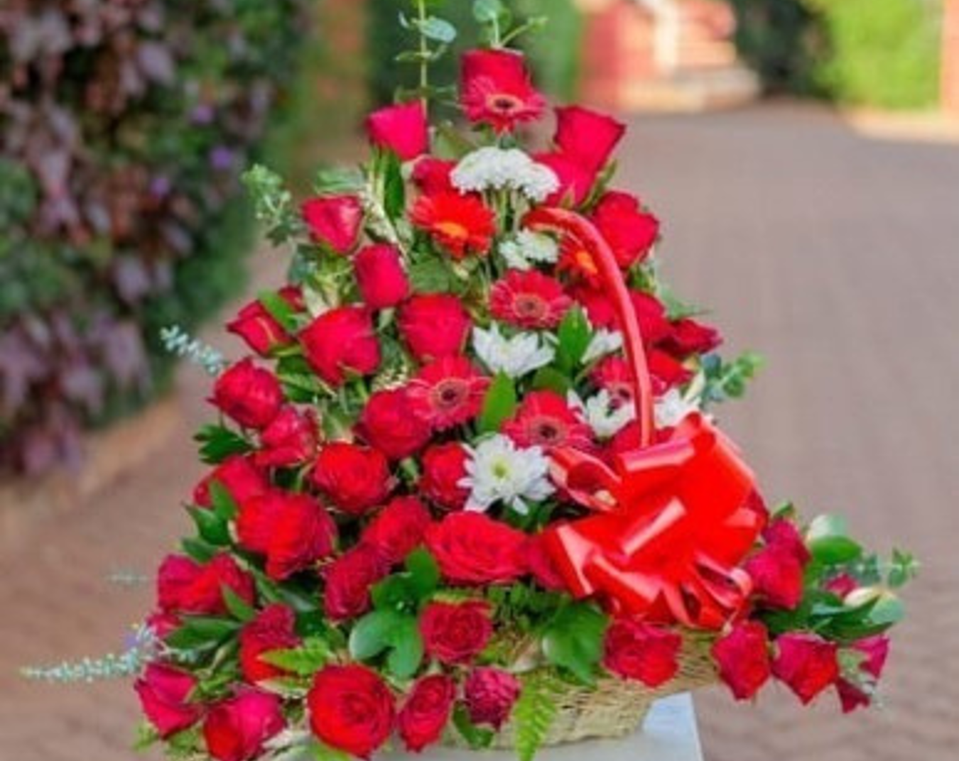 Buy Spoil Her Roses Bouquet in Nairobi | Same-Day Delivery